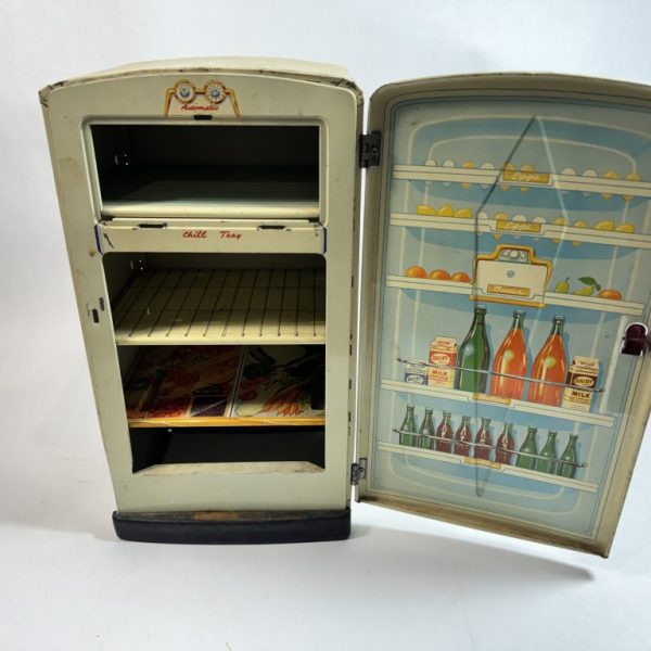 Vintage Wolerine 1960 Tin Toy Refrigiator 1950's